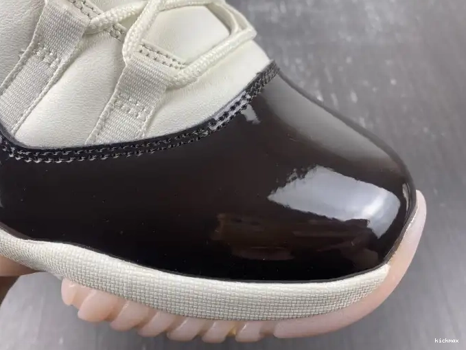 Rep Air 11 AR0715-101 Jordan Neapolitan WMNS 0502
